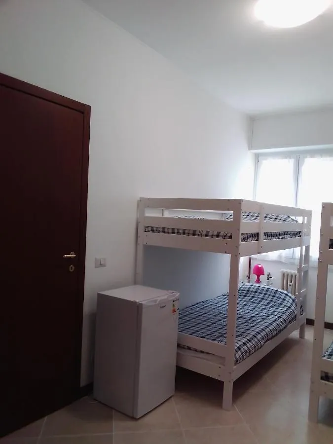 Gigli, Rooms Con Cucina In Comune E Terrazza Milan Guest house